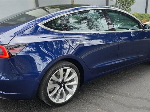Used 2017 Tesla Model 3 Long Range image 5