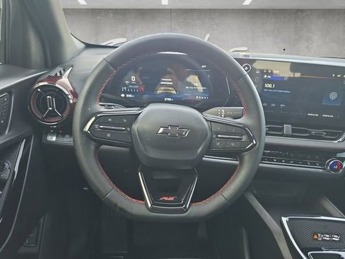 Used 2025 Chevrolet Equinox RS w/ Convenience Package III image 21