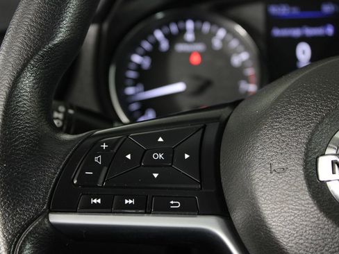 Certified 2018 Nissan Rogue S image 23