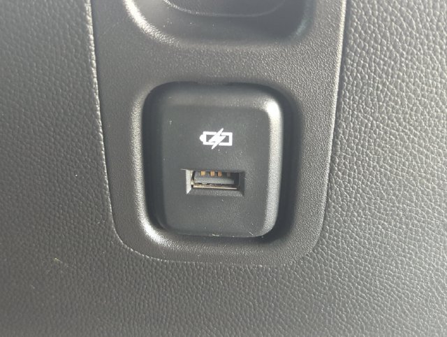 Used 2021 Buick Enclave Essence FWD image 7