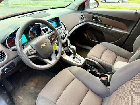 Used 2015 Chevrolet Cruze LT FWD image 9