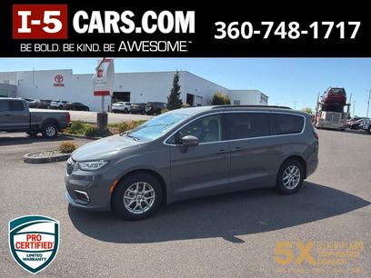 Used 2022 Chrysler Pacifica Touring-L