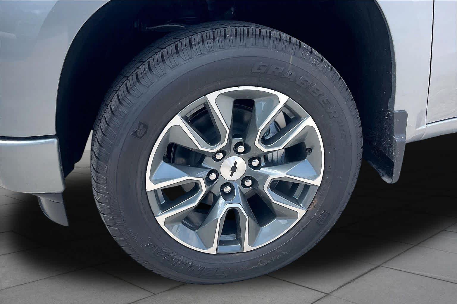 New 2026 Chevrolet Silverado 1500 RST w/ Texas Edition Plus AWD/4WD image 11