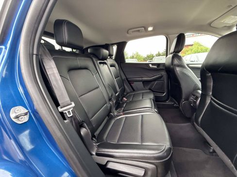 Used 2022 Ford Escape SEL w/ Technology Package AWD/4WD image 15