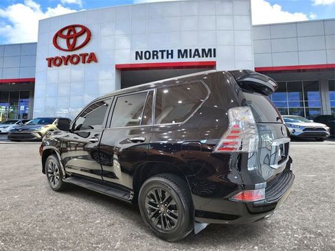 Used 2023 Lexus GX 460 Premium image 4