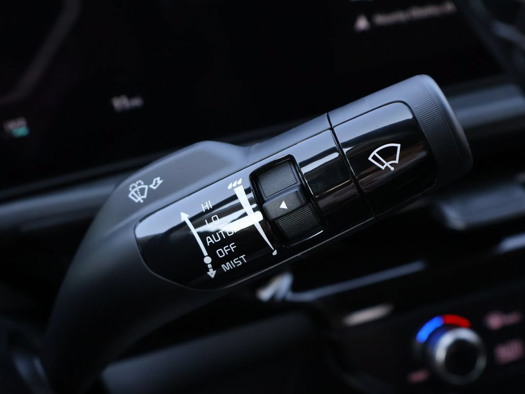 New 2026 Kia EV6 Light AWD/4WD image 34