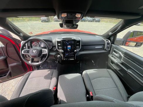 Used 2024 RAM 2500 Big Horn w/ Night Edition image 3