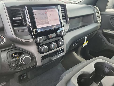 New 2026 RAM 1500 Express AWD/4WD image 20