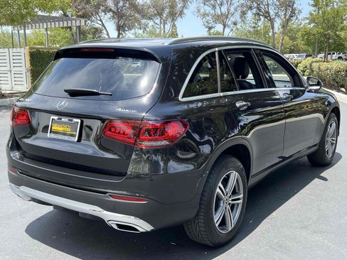 Used 2020 Mercedes-Benz GLC 300 4MATIC w/ Premium Package image 14