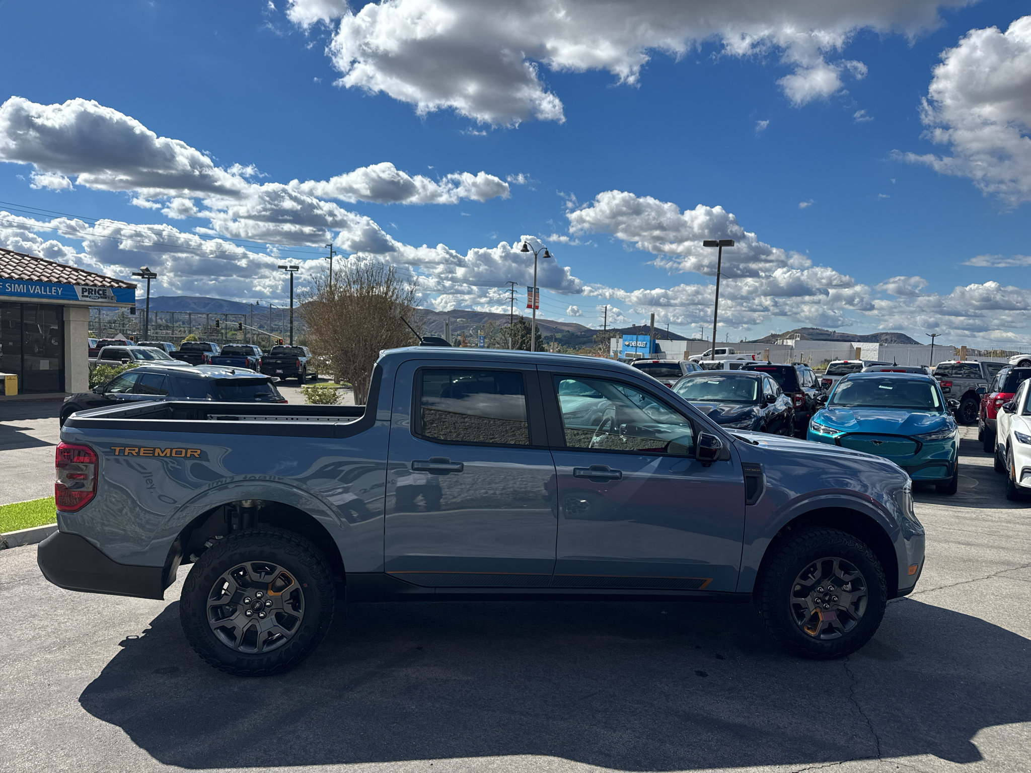 Used 2026 Ford Maverick Tremor AWD/4WD image 4