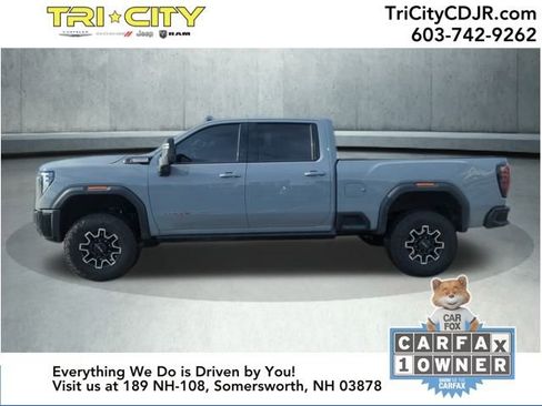 Used 2025 GMC Sierra 2500 AT4X image 2