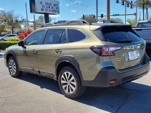 Certified 2025 Subaru Outback Premium image 4