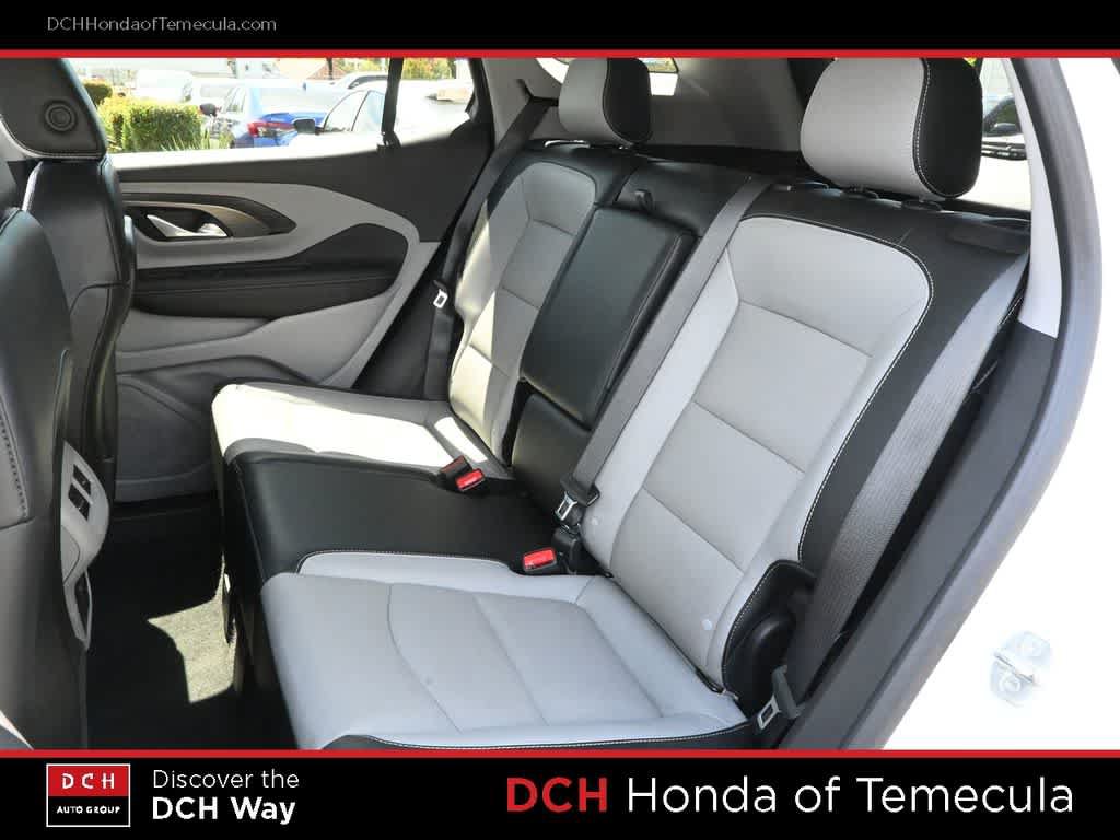 Used 2023 GMC Terrain SLT w/ Tech Package AWD/4WD image 18