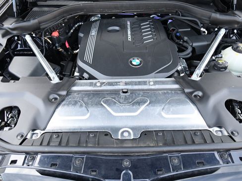 Certified 2023 BMW X4 M40i w/ Premium Package image 19