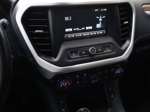 Used 2019 GMC Acadia SLE image 13