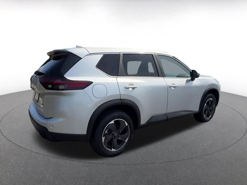 Used 2025 Nissan Rogue SV AWD/4WD image 14