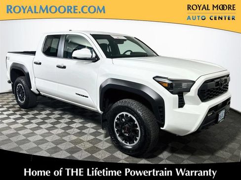 Certified 2026 Toyota Tacoma TRD Off-Road AWD/4WD image 1