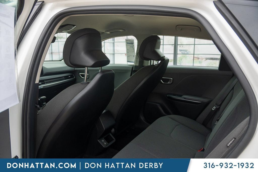 Used 2025 Kia K4 FWD image 17