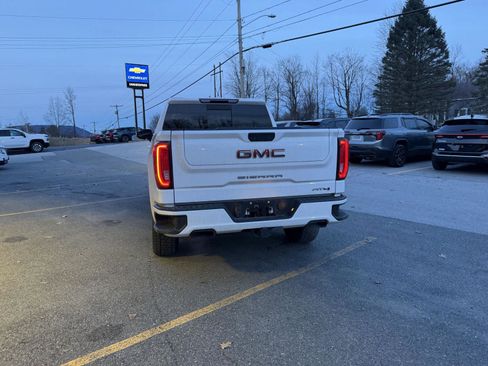 Used 2021 GMC Sierra 1500 AT4 w/ AT4 Preferred Package image 5