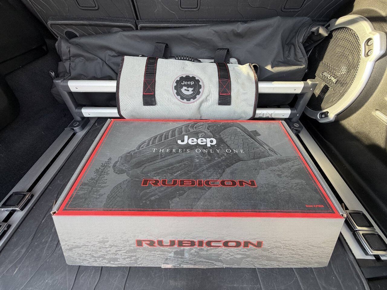 Used 2024 Jeep Wrangler Unlimited Rubicon 392 AWD/4WD image 24