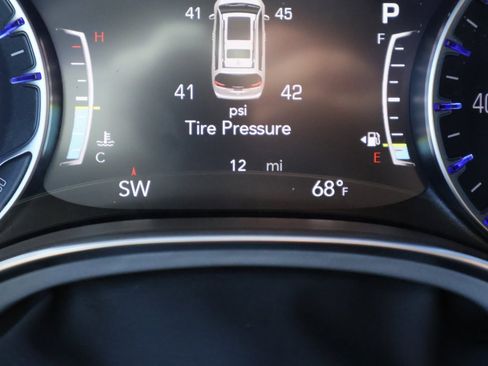 New 2026 Chrysler Pacifica Limited w/ S Appearance Package image 30