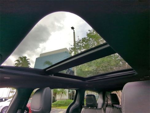 New 2026 Chrysler Pacifica Limited w/ S Appearance Package image 25