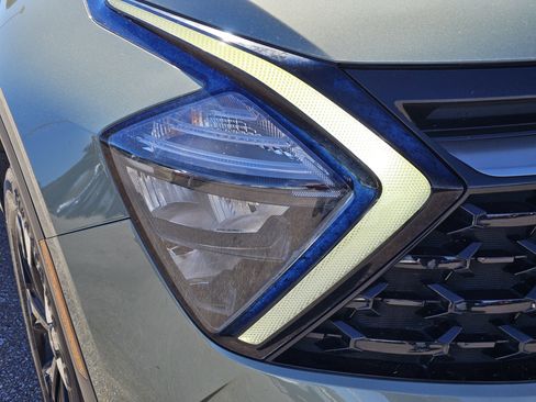 Used 2023 Kia Sportage X-Line image 4