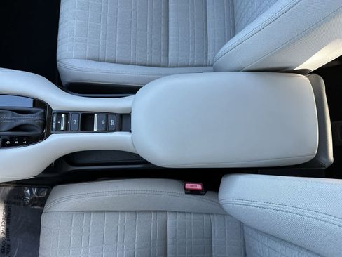 Used 2025 Honda HR-V LX image 21