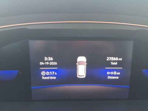 Used 2023 Volkswagen Tiguan SE w/ Panoramic Sunroof Package image 19