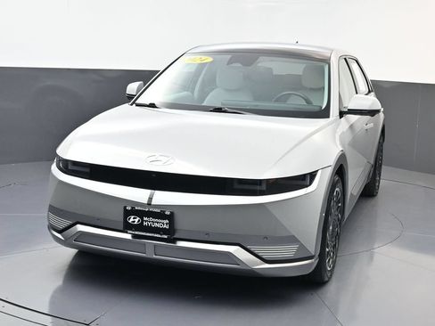 Certified 2024 Hyundai Ioniq 5 Limited AWD/4WD image 8