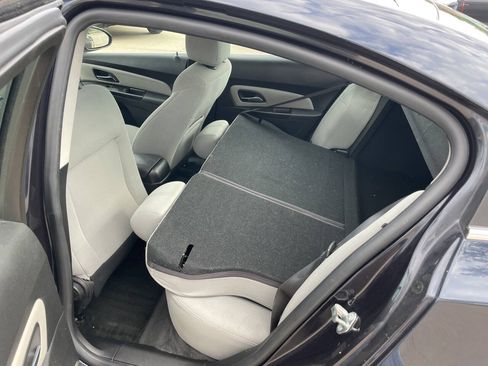 Used 2015 Chevrolet Cruze LT w/ Sun And Sound Package FWD image 25