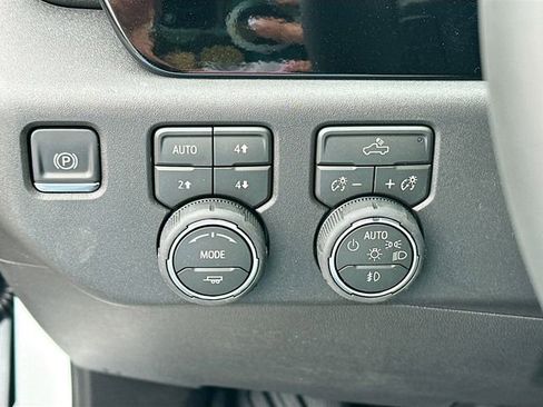 New 2026 Chevrolet Silverado 1500 LT Trail Boss w/ Protection Package AWD/4WD image 11