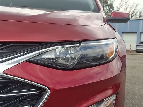 Used 2024 Chevrolet Malibu LT image 11