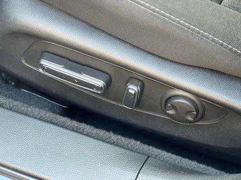 Used 2024 Honda Accord EX image 11