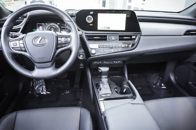 Certified 2025 Lexus ES 300h w/ Premium Package FWD image 21