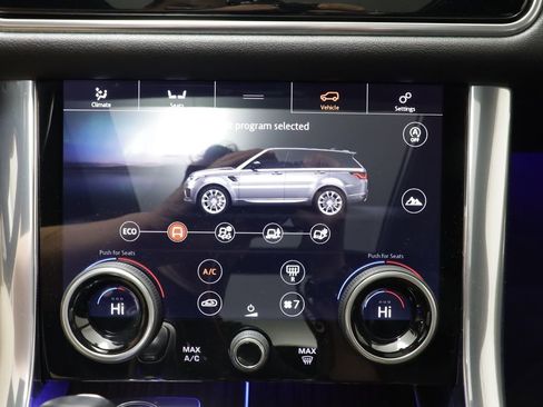 Used 2019 Land Rover Range Rover Sport HSE image 12