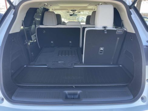 Certified 2026 INFINITI QX60 Luxe w/ Cargo Package image 8