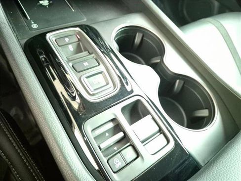 Certified 2024 Honda Pilot EX-L image 11
