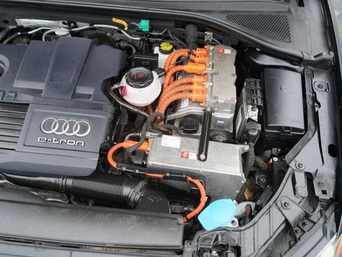 Used 2016 Audi A3 e-tron Premium Plus w/ Premium Plus Package image 78