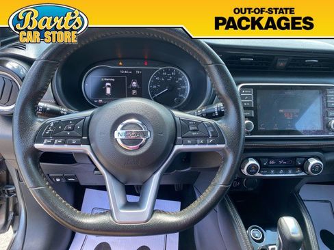 Used 2020 Nissan Kicks SR w/ SR Premium Package FWD image 28