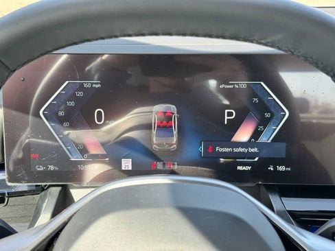 Used 2025 BMW i5 xDrive40 w/ Premium Package image 22