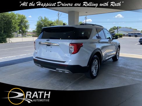 Used 2023 Ford Explorer XLT w/ Equipment Group 202A AWD/4WD image 7