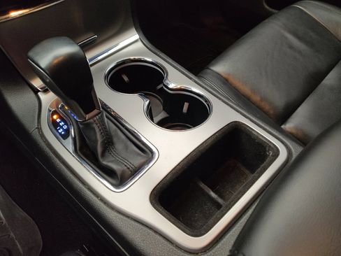 Used 2022 Jeep Grand Cherokee Limited RWD image 26
