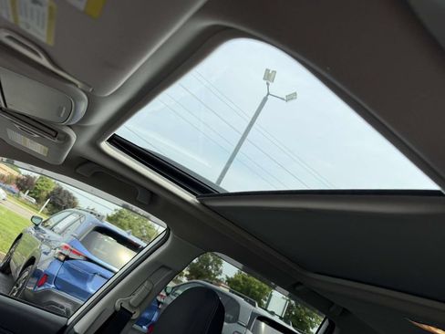 Used 2020 Subaru Forester Premium AWD/4WD image 19