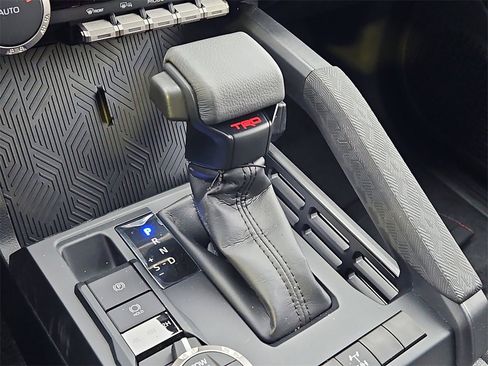 New 2026 Toyota Tacoma 4x4 Double Cab Hybrid image 18