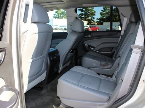 Used 2015 Chevrolet Tahoe LT RWD image 8