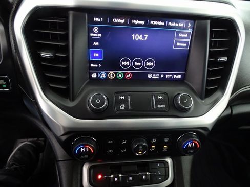 Certified 2023 GMC Acadia SLE w/ Driver Convenience Package image 13