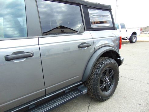 Used 2022 Ford Bronco Black Diamond AWD/4WD image 28