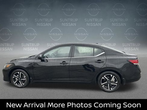 Certified 2025 Nissan Sentra SV w/ Trunk Package image 2