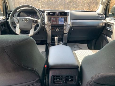 Used 2022 Toyota 4Runner SR5 image 16